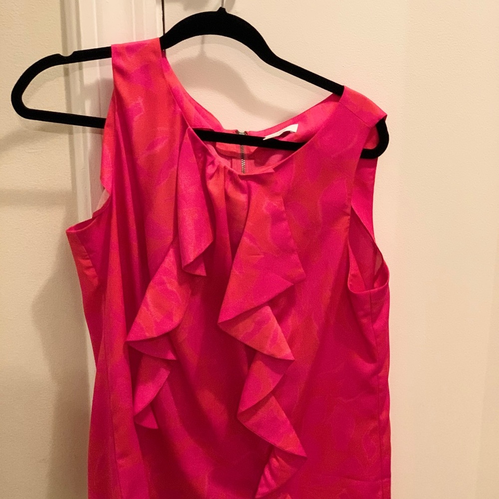 Magenta and orange ruffle shell with keyhole back